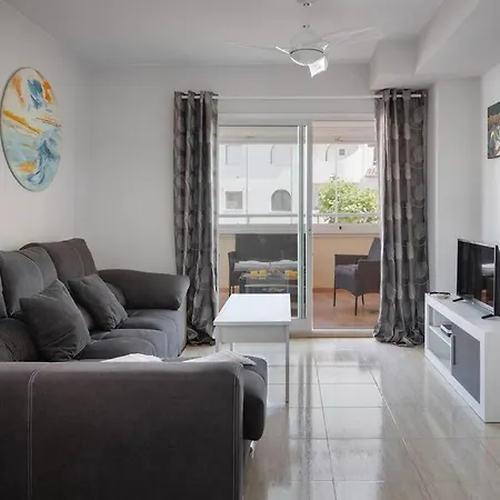 Apartamento Atenea Apartment *